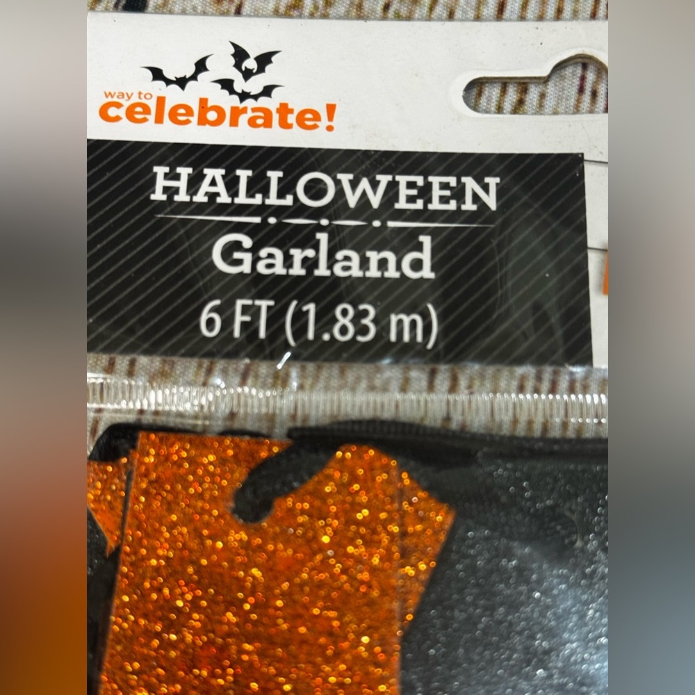 Lot of New/Unused Halloween Goodie Candy Bags and Gel Clings - Picture 9 of 11